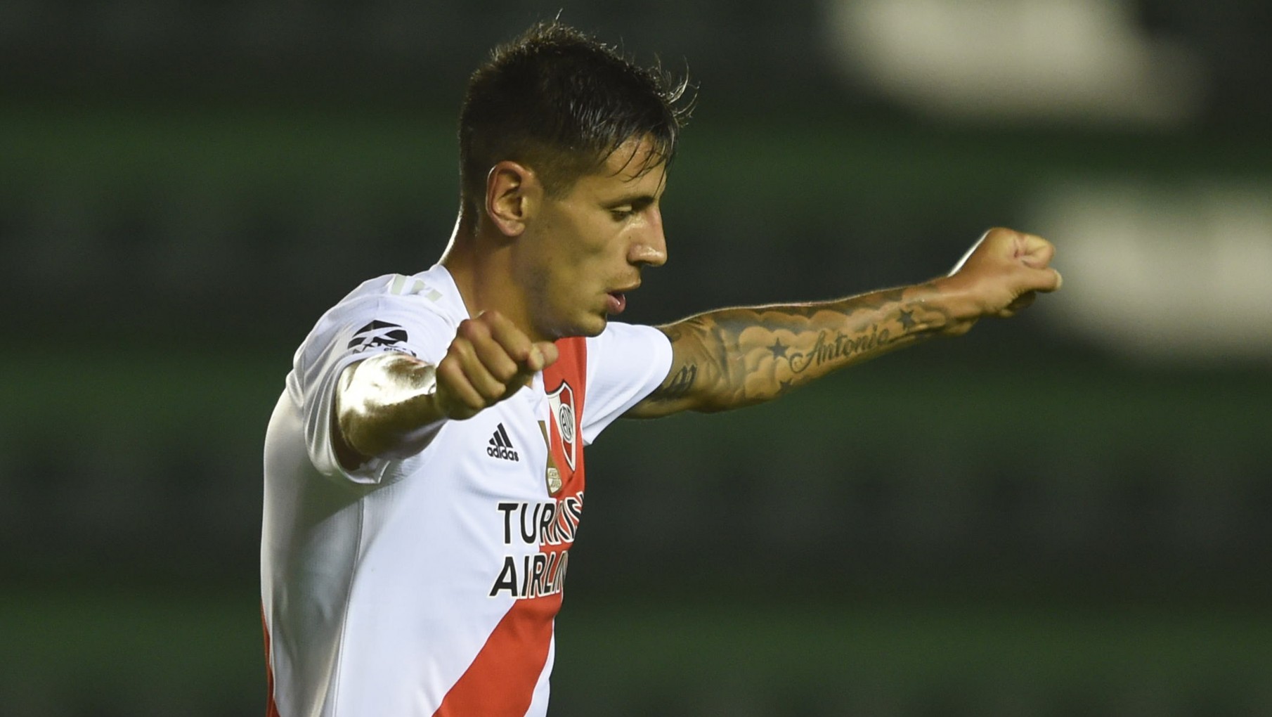 Angileri le dedicó su primer gol en River al Morro García ...